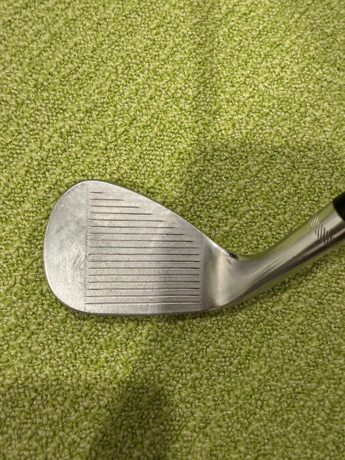 Titleist Vokey SM8 Tour Chrome 52/12F | Dynamic Gold Tour Issue S400