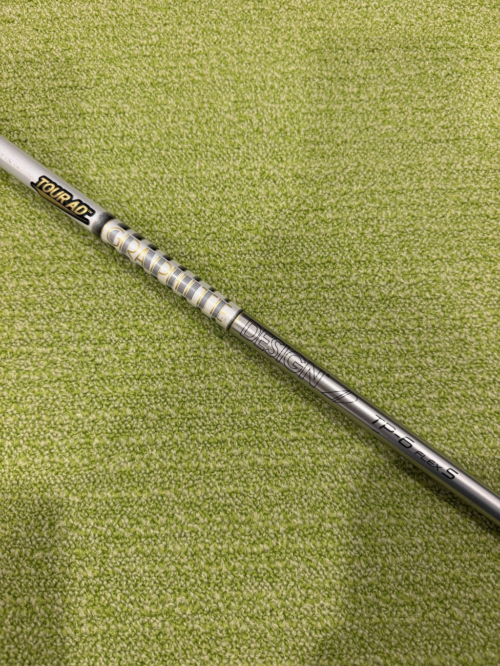 Graphite Design Tour Ad TP 6S Stiff 44" Driver Shaft Titleist