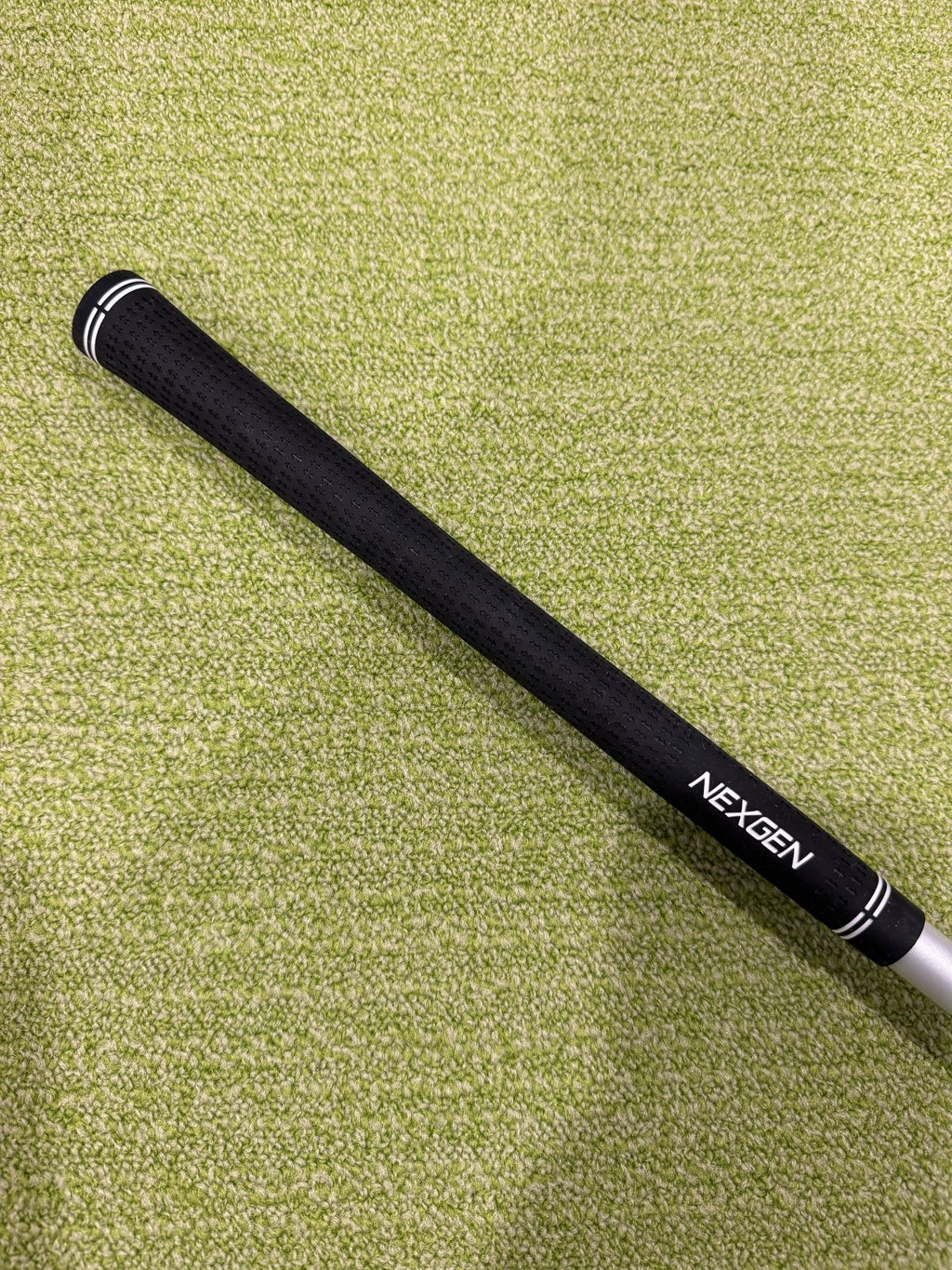 Graphite Design Tour Ad TP 6S Stiff 44" Driver Shaft Titleist