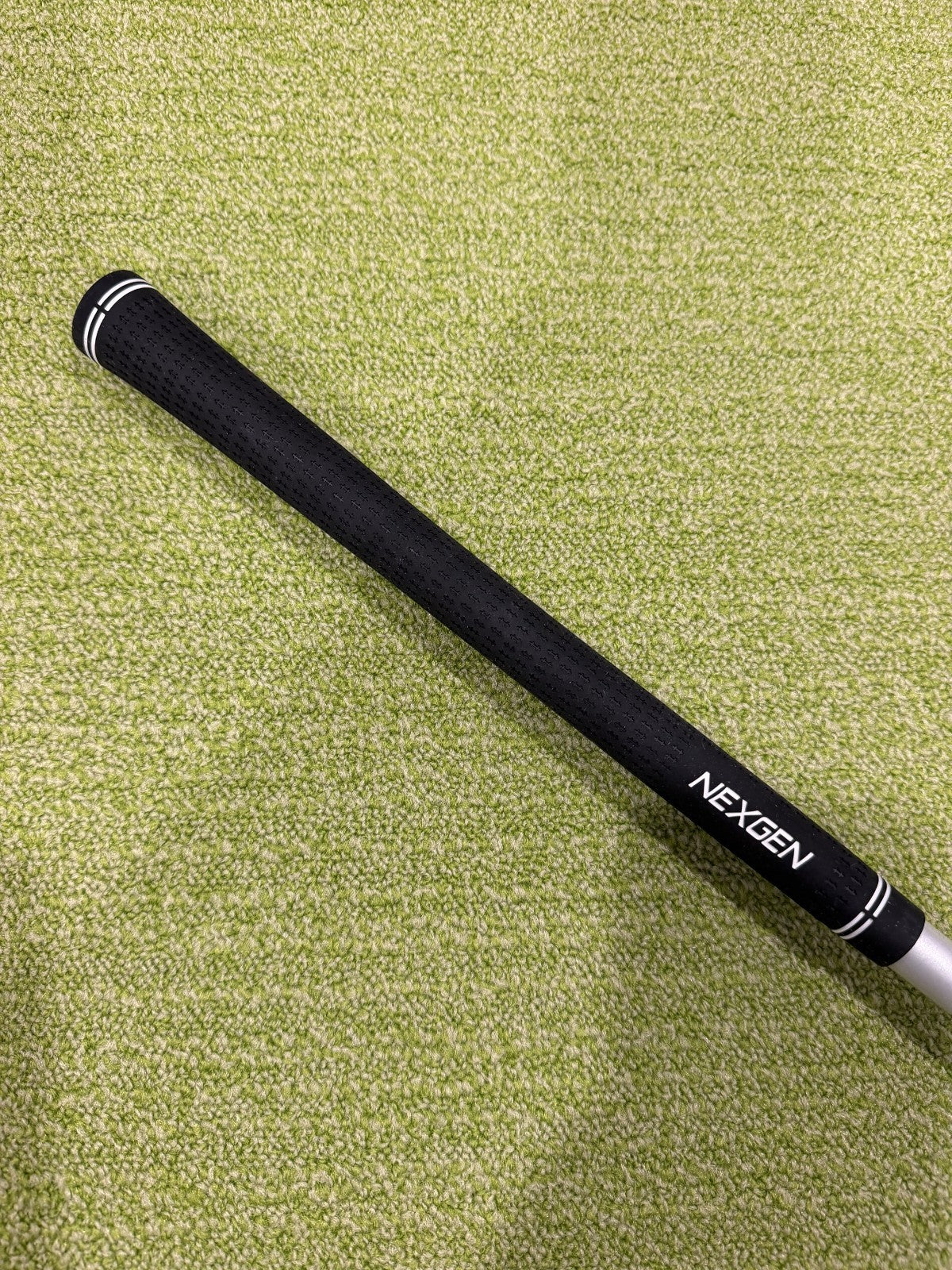 Graphite Design Tour Ad TP 6S Stiff 44" Driver Shaft Titleist