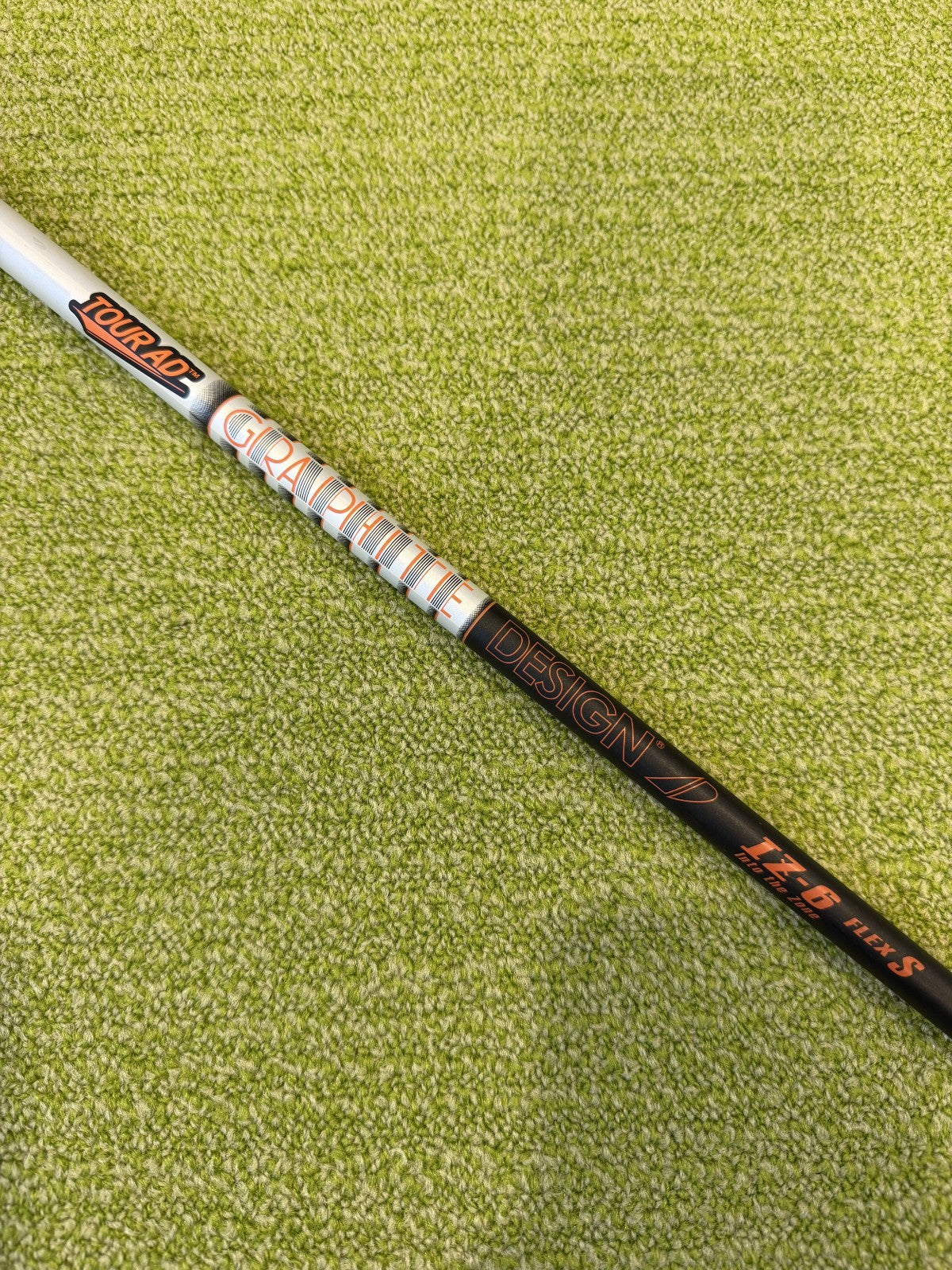Graphite Design Tour AD IZ 6S Stiff Driver Shaft Titleist 44"