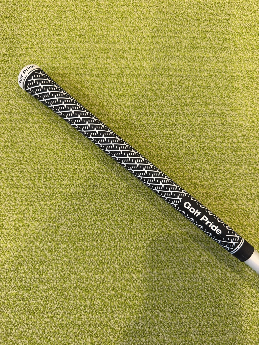 Graphite Design Tour AD IZ 6S Stiff Driver Shaft Titleist 44"