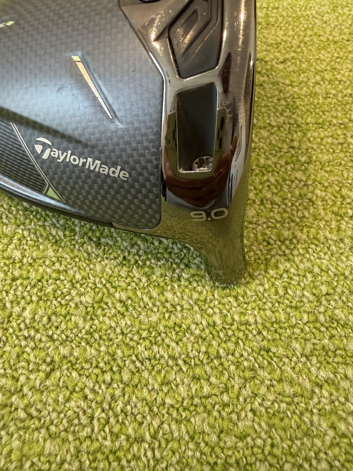 TaylorMade Qi35 9* Driver Head Only RH